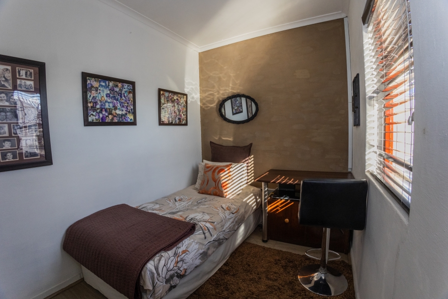 3 Bedroom Property for Sale in Tara Western Cape